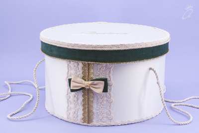 cutie trusou botez ivoire accente versi si aurii